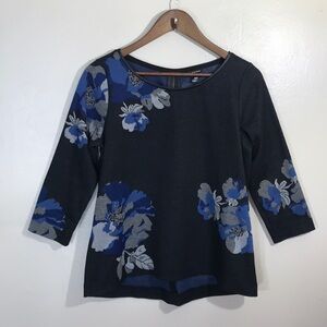 EUC Club Monaco Floral Patterned Top‎